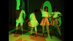 Lichtspektakel: Präsentation Projektionslabor & Formgestalter Eckig Rund Organisch