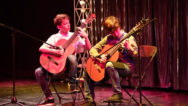 Kulturforum: Gitarrensolo und -duo - Kulturakademie für Kinder und Jugendliche